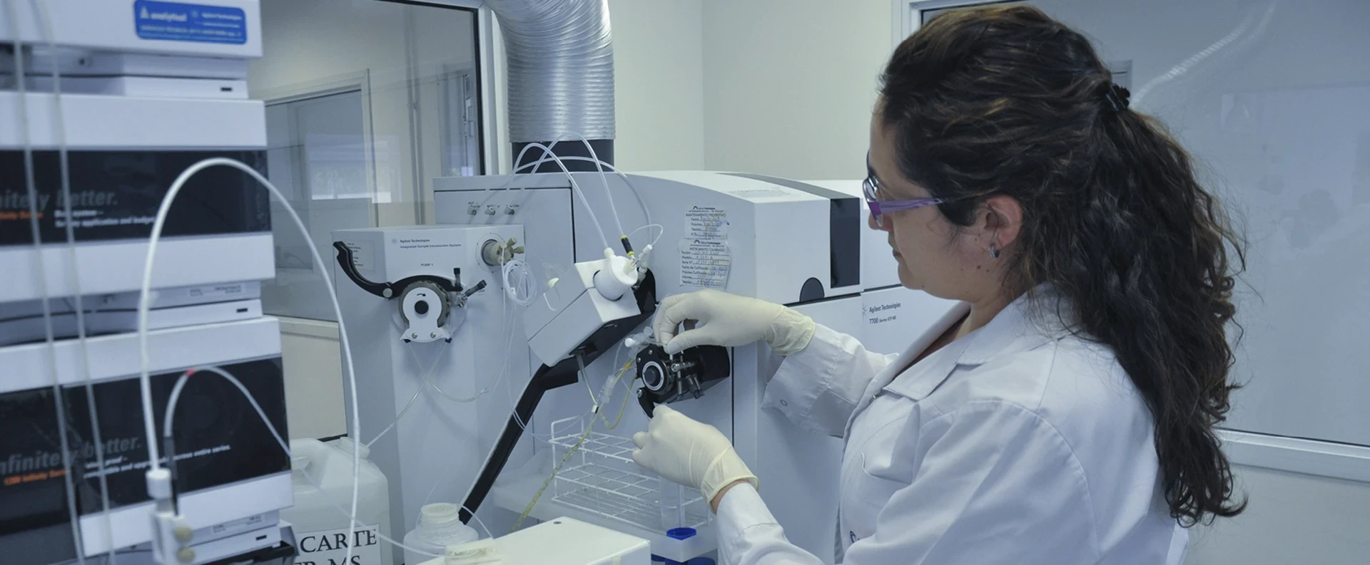 Personas comprometidas, ciencia con propósito.